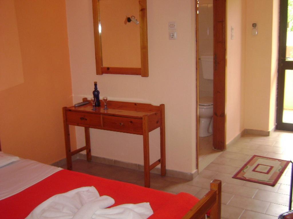 Adonis Beach Hotel Ηράκλειο Κρήτης Εξωτερικό φωτογραφία